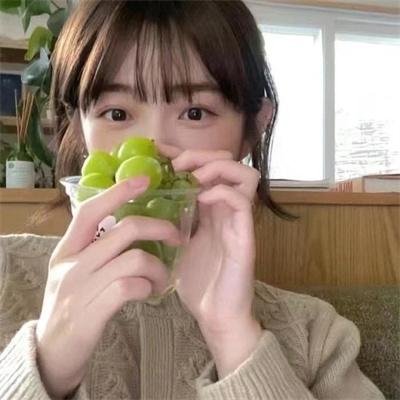 俏丽佳人